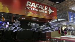 CLEAN : Emirates chief confident of security at Dubai airport News Clip