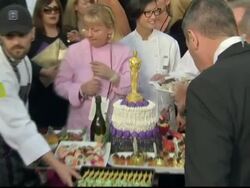 Oscar Chef Wolfgang Puck & Oscar Cake News Clip
