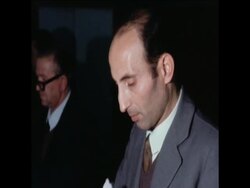 SYND 06/12/70 PEOPLE QUEUE TO GET DIVORCED News Clip