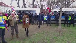 CLEAN : Chinas Xi signs economic partnership in Prague amid protests News Clip