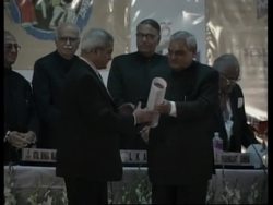 Government announces plan to grant dual citizenship News Clip