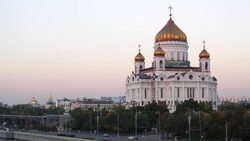 Russia, Moscow, Moskva river and the Cathedral of Christ the Saviour Stock Footage