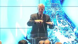 Anna Wintour, Wong Kar-Wai, more in Beijing to promote upcoming exhibition at The Met in New York News Clip