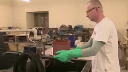 Vinyl sales soaring ++FIRST RUN 6 MAY 2016++ Instructional Video