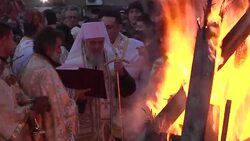 Serbian Orthodox mark Christmas Eve by burning oak branches News Clip