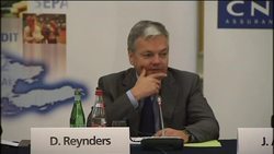 Meeting aims to improve financial regulations on cooperation News Clip