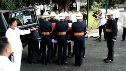 CLEAN: Philippines top politicians body returned to Manila News Clip