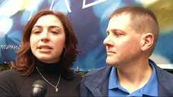 85-foot-tall, 13-tonne Norwegian Spruce tree delivered to Rockerfella Centre for Xmas News Clip