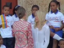 Obama, Santos hand over land to Afro-Colombian Stock Footage