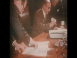 SYND 10-4-72 KOSYGIN SIGNS FRIENDSHIP TREATY WITH IRAQ News Clip