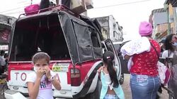 VOICED : Colombia limpia Mocoa tras alud que dejo mas de 300 muertos News Clip