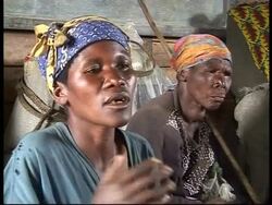 Thousands flee DR Congo fighting News Clip