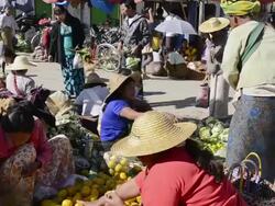 MS Purchaser and seller at Local Market / Nyaungshwe, Shan State, Myanmar Stock Footage
