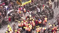 Rescuers continue search for survivors in Kolkata Instructional Video