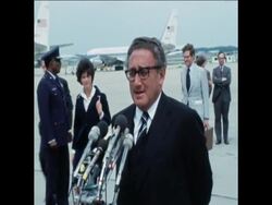 SYND 8 5 76 HENRY KISSINGER RETURNS FROM AFRICA TOUR News Clip
