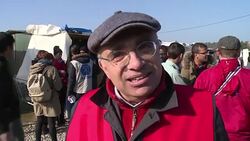 VOICED : Esfuerzos en campo migrante de Francia a horas de su cierre News Clip