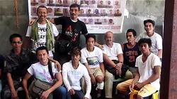 CLEAN : Philippines: ten people escape Islamist militants in Marawi News Clip