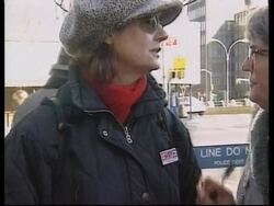 ENTERTAINMENT DAILY: ENT2- SARANDON PROTEST News Clip