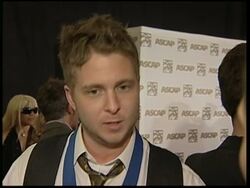 NEW Lionel Richie and Steve Miller receive prestigious award News Clip