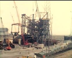 BP OIL RIG News Clip