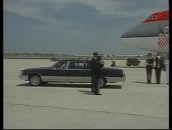 USA: NATO CHIEF SOLANA/BILL CLINTON KOSOVO PRESS CONFERENCE News Clip