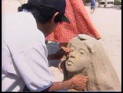 VIETNAM: VIETNAMESE HOPE AMERICANS WILL INVEST IN HOLIDAY RESORTS News Clip