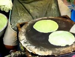 crispy roti Stock Footage