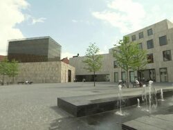 JÃƒÂ¼disches Zentrum Jakobsplatz, synagogue, people,  fountain,  Stock Footage