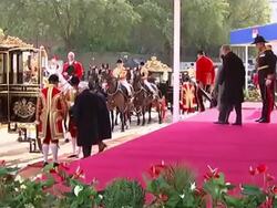 Duke & Duchess Of Cambridge Join The Queen In Welcoming The President of Singapore News Clip