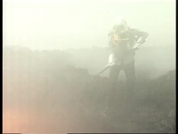 Dramatic pictures as lava flows from Etna News Clip