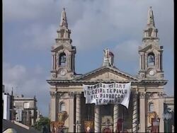 Pope arrives in Malta Instructional Video