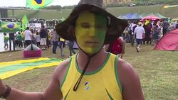 VOICED : Brasilenos piden intervencion militar contra el gobierno News Clip