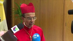 VOICED : Celebran los salvadorenos la investidura de su primer cardenal News Clip