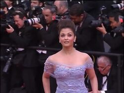 Aishwarya Rai backs husband in Cannes News Clip