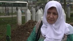 CLEAN : Hundreds of Srebrenica victims buried News Clip