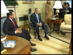 Bush meets Panamian President, comments on free-trade agreement News Clip