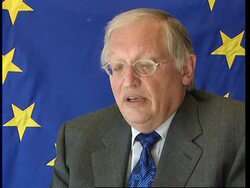 Interview with enlargement commissioner on expansion News Clip