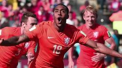 VOICED : El Mundial en fotos: dia 12 News Clip