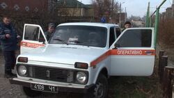 CLEAN : Bomb disposal teams clear Donetsk residential areas News Clip