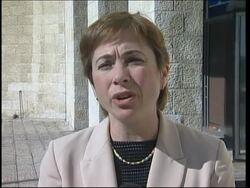 Officials confirm plans for 3-way meeting between Rice, Olmert, Abbas News Clip