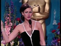 Oscars 2001 (C) News Clip