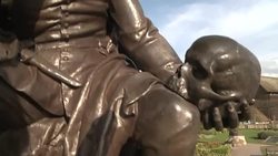 VOICED : Shakespeare's hometown welcomes world for 400th anniversary News Clip