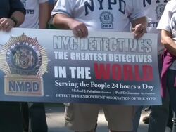 City Workers Rally For A New Contract At City Hall Stock Footage