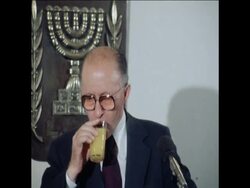 UPITN 20 4 80 PRIME MINISTER BEGIN RETURNS FROM THE US AND HOLDS PRESS CONFERENCE News Clip