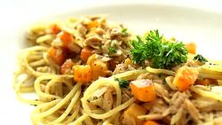 4K Spaghetti tuna Stock Footage