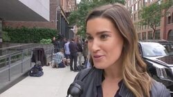 Entertainment Tonight Senior News Editor Jennifer Peros talks about whether the Kardashian oversharing puts them in jeaopardy Instructional Video