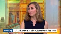 How Lions Gate Beat Hollywood With 'La La Land' News Clip