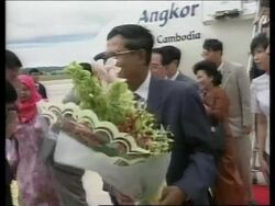 WRAP: Leaders arrive for informal ASEAN meeting + new SOT News Clip