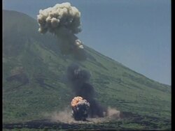 EL SALVADOR: GOVERNMENT PROGRAMME TO DESTROY WEAPONS CONDEMNED Instructional Video