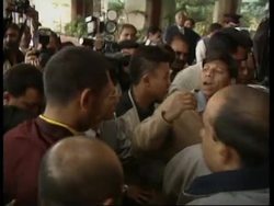 INDIA: KARMAPA LAMA Instructional Video